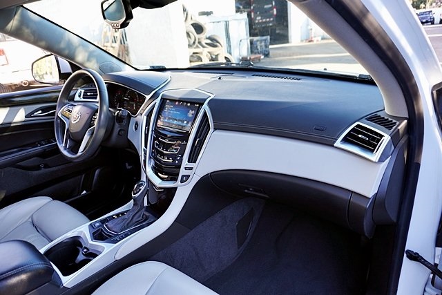 Used 2015 White Cadillac Premium image 9