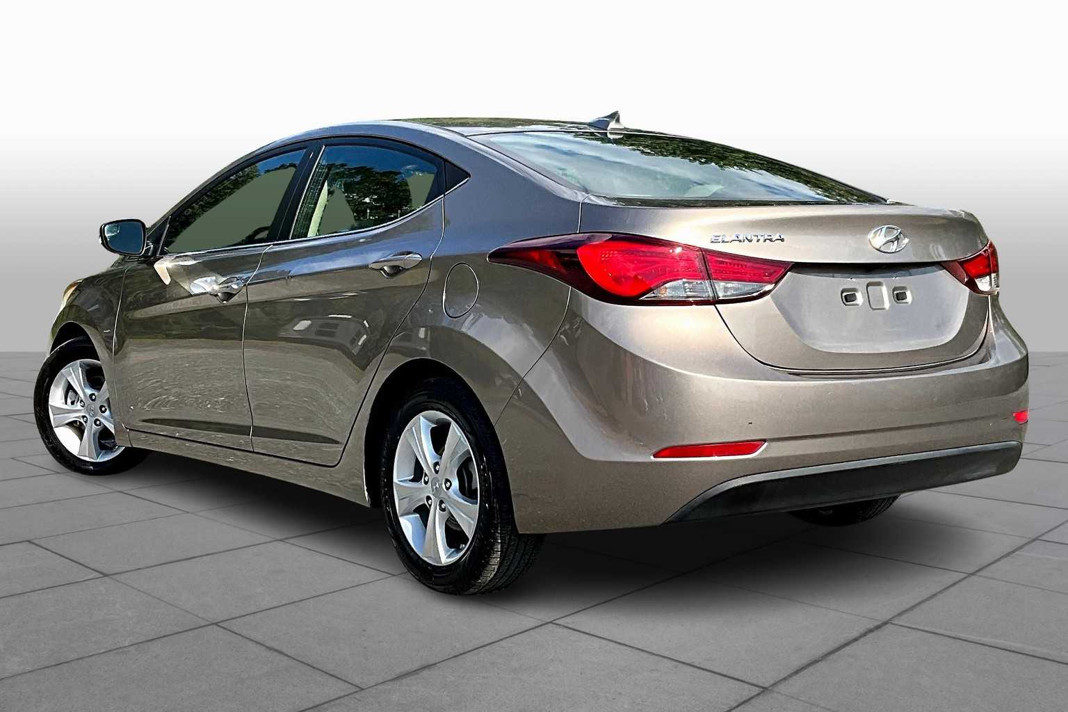 2016 Hyundai Elantra Value Edition photo 11