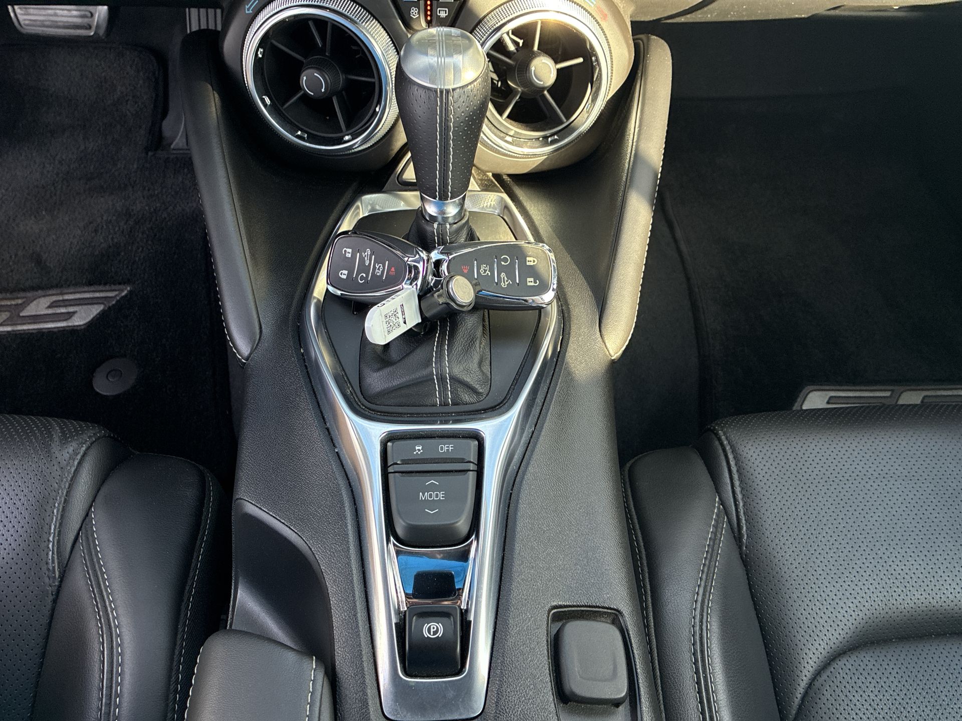 2018 Chevrolet Camaro SS photo 16