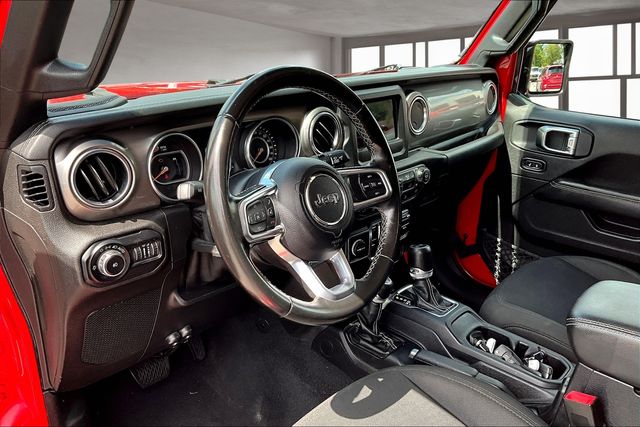 2020 Jeep Wrangler Unlimited Sahara photo 15