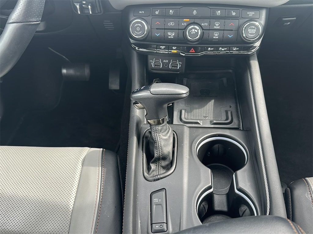 2022 Dodge Durango R/T photo 17