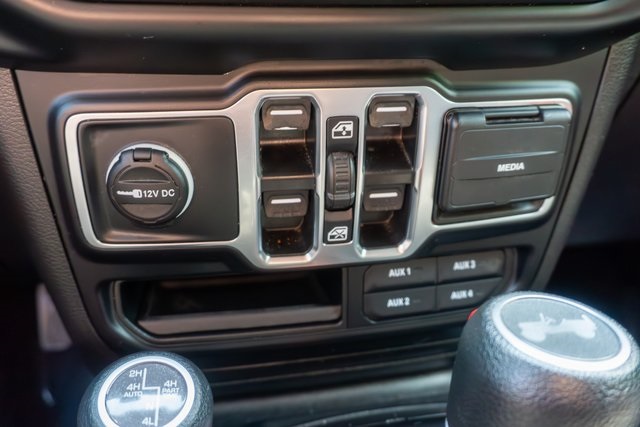 2023 Jeep Wrangler High Tide photo 20
