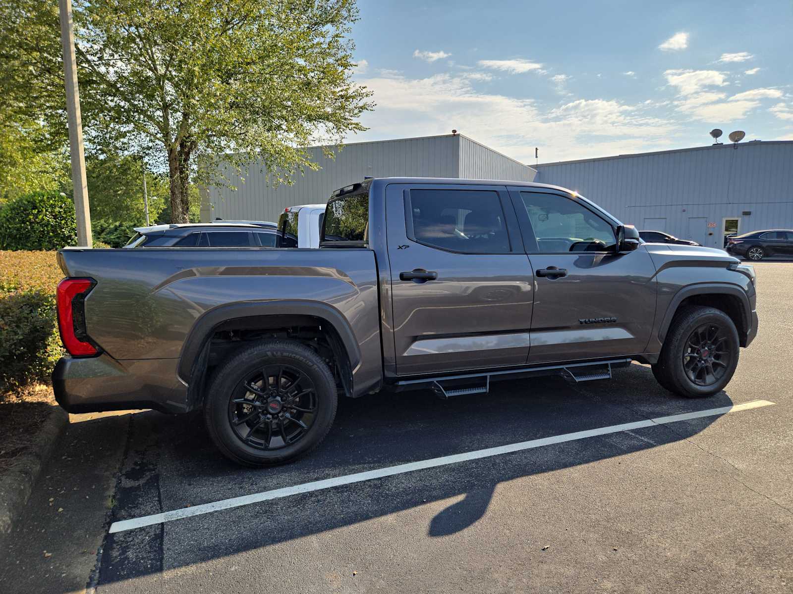 2023 Toyota Tundra SR5 photo 4