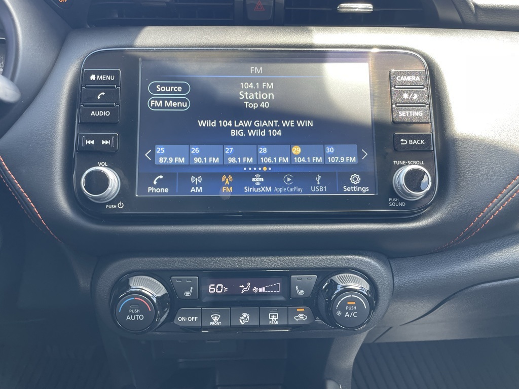 2024 Nissan Kicks SR photo 15