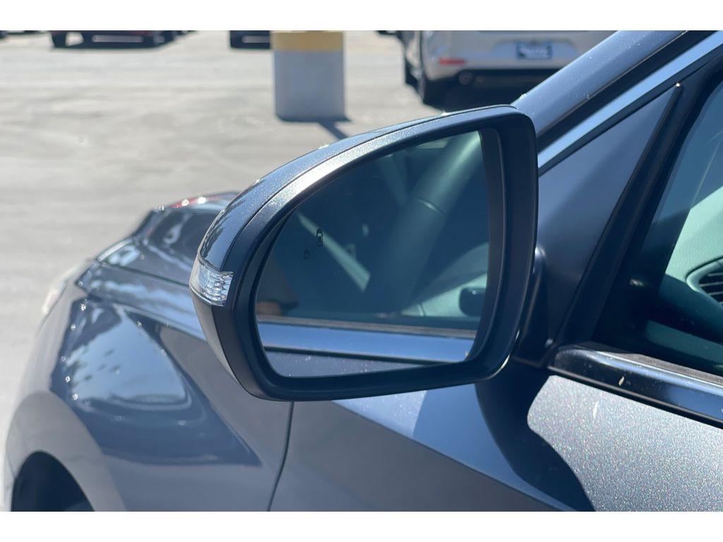 2018 Hyundai Elantra GT Base photo 19