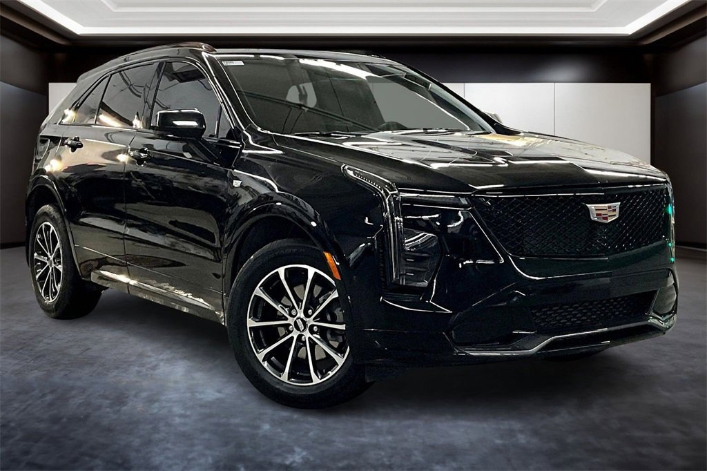 2024 Cadillac XT4 Sport's photo