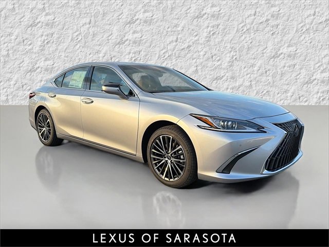 2025 Lexus ES 350's photo