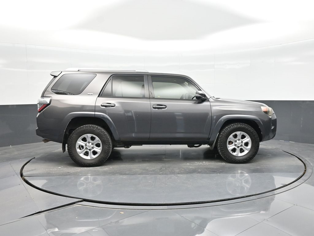 2014 Toyota 4Runner SR5 photo 12
