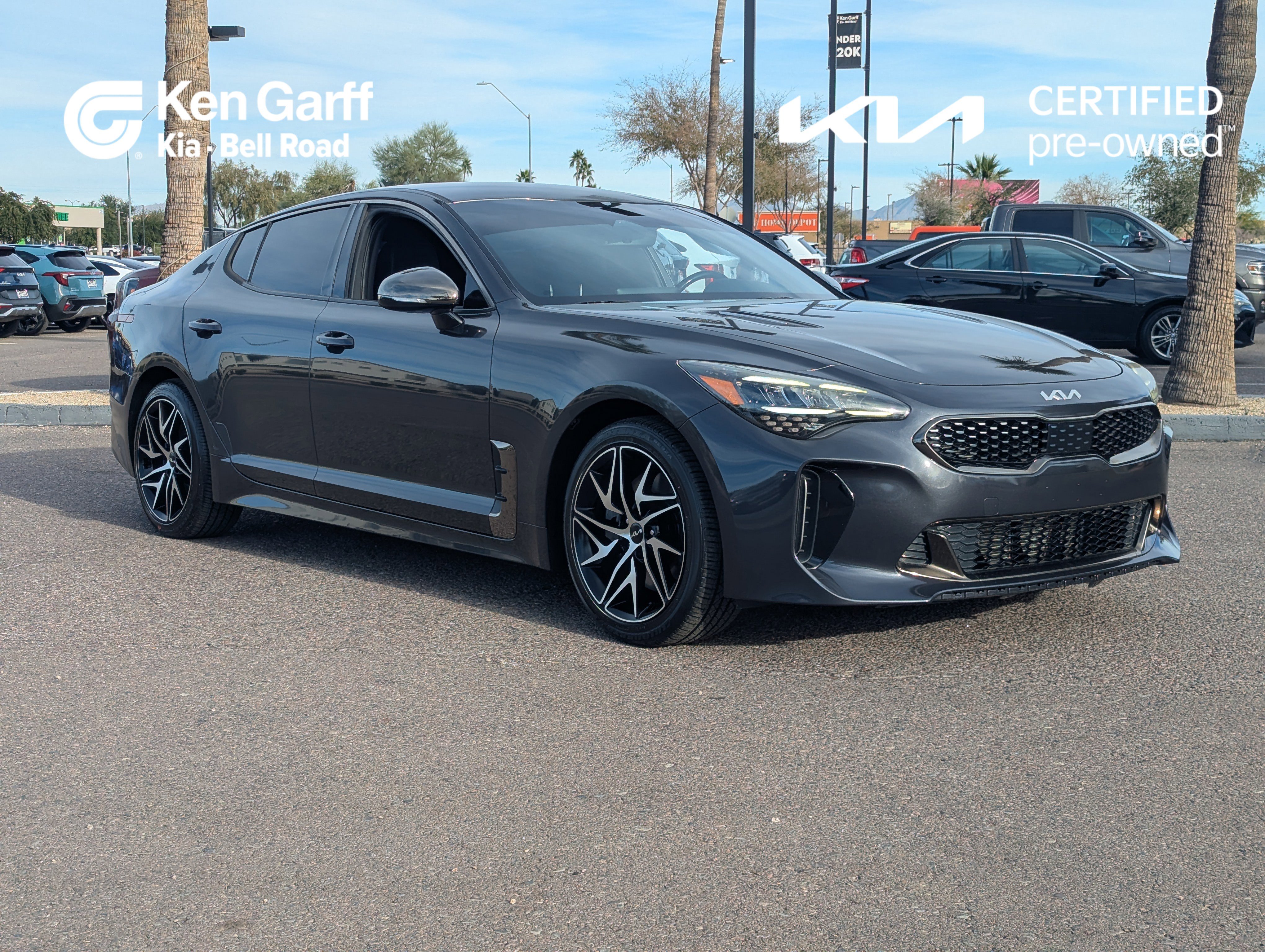 2022 Kia Stinger GT-Line's photo