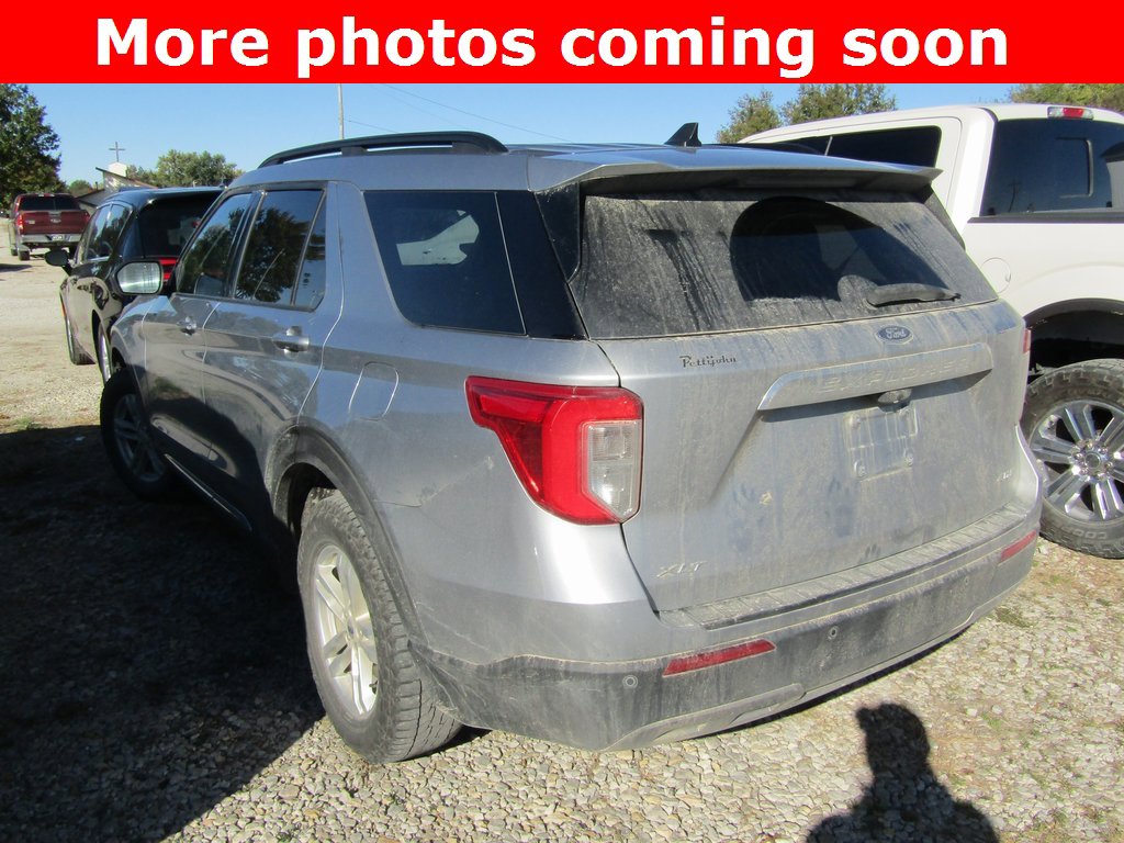 2022 Ford Explorer XLT photo 2