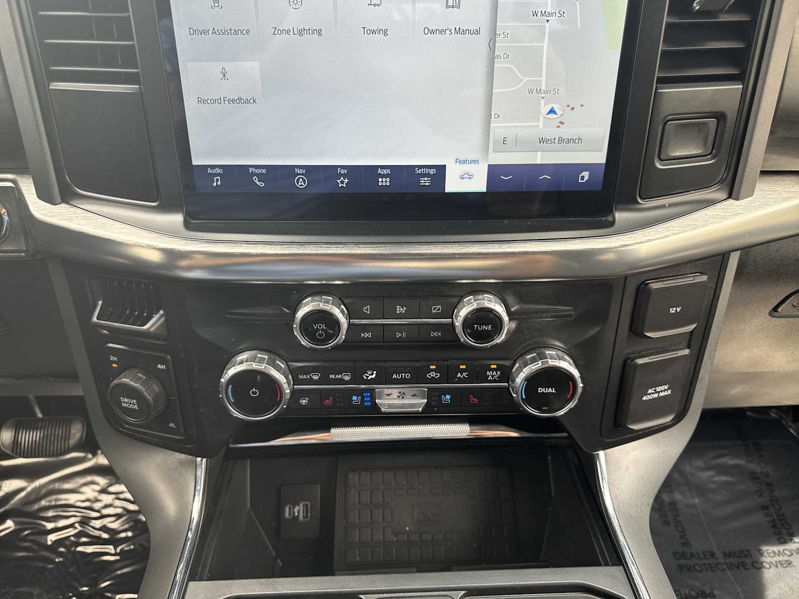 2022 Ford F-150 Lariat photo 29