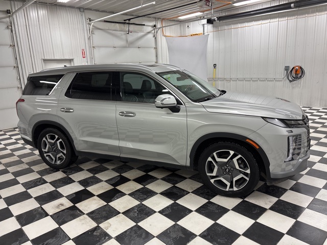 2023 Hyundai Palisade Limited photo 3