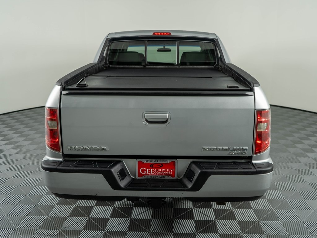 2010 Honda Ridgeline RTS photo 5