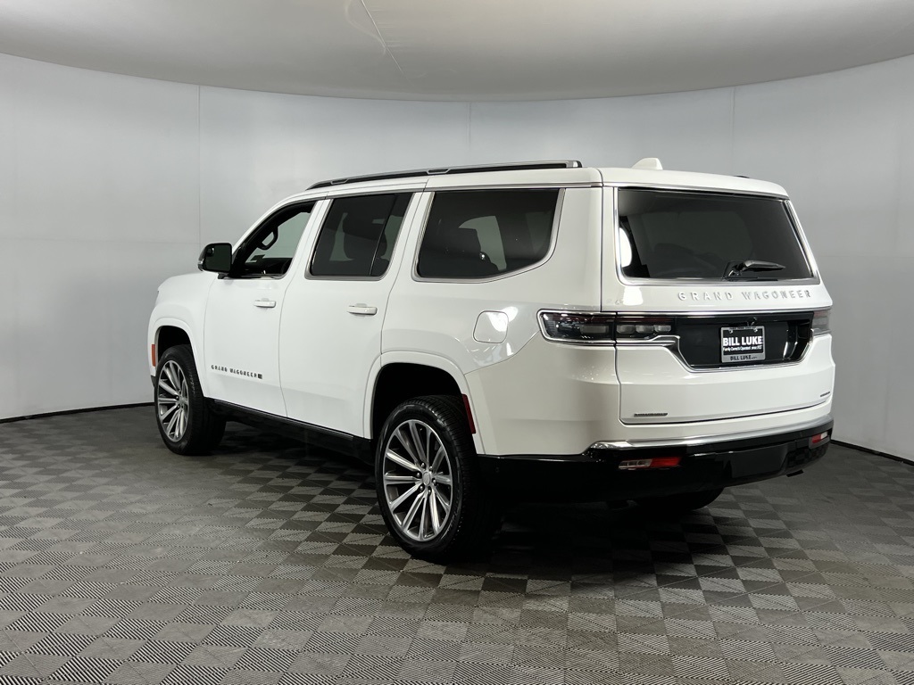 2023 Jeep Grand Wagoneer II photo 6