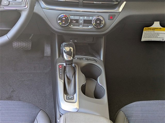 2025 Buick Envista Preferred photo 18