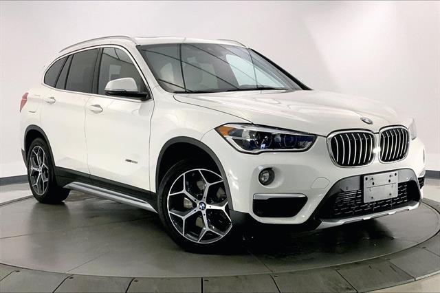 2017 BMW X1 28i's photo