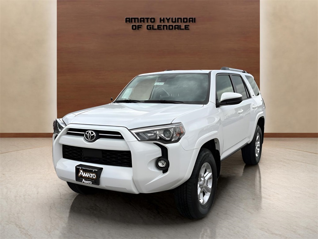 2024 Toyota 4Runner SR5's photo