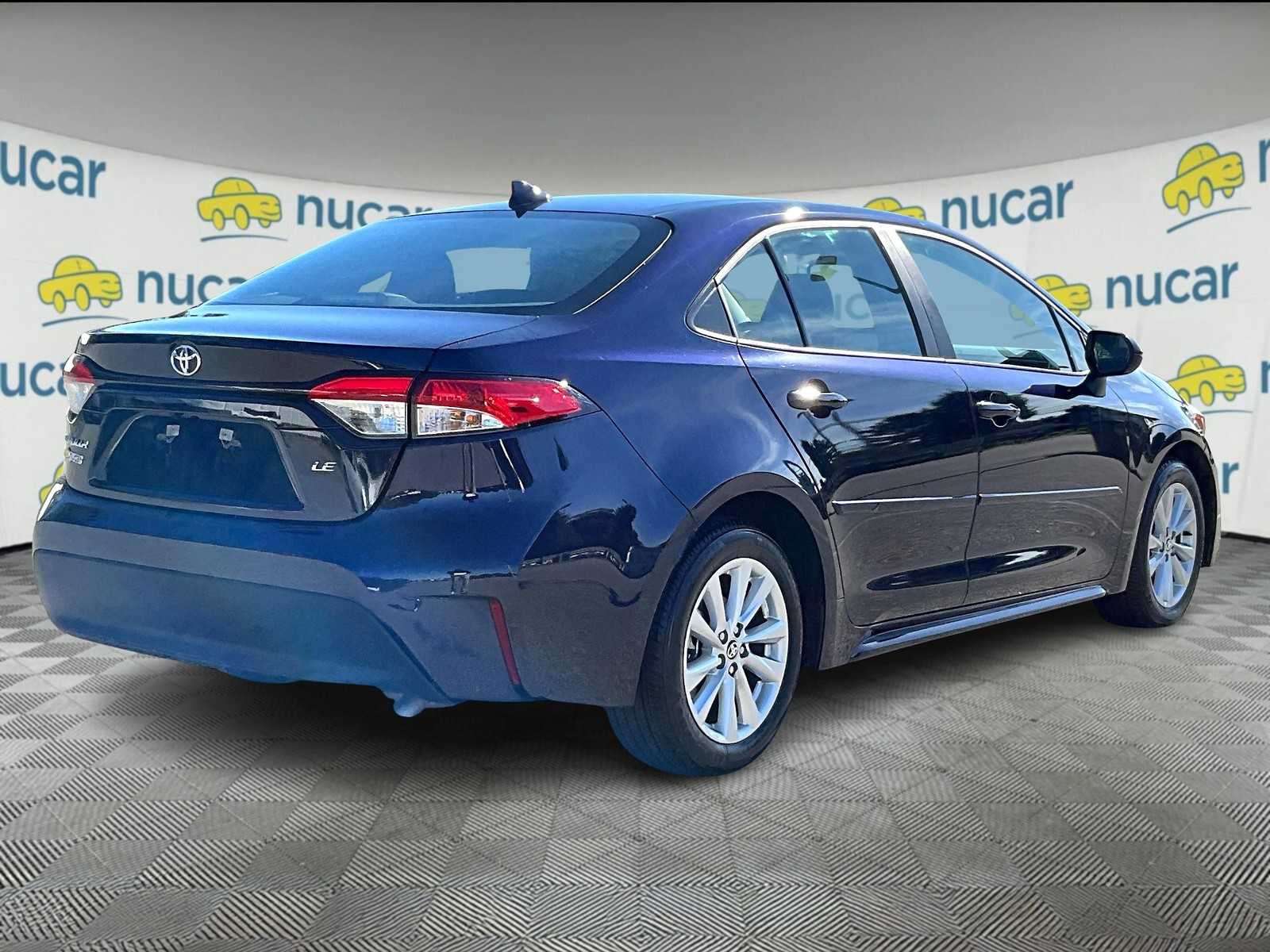2024 Toyota Corolla LE photo 5