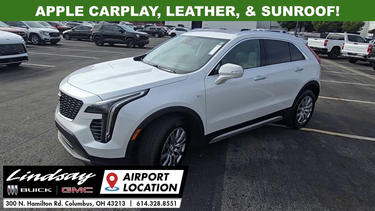 2022 Cadillac XT4 Premium Luxury photo 3