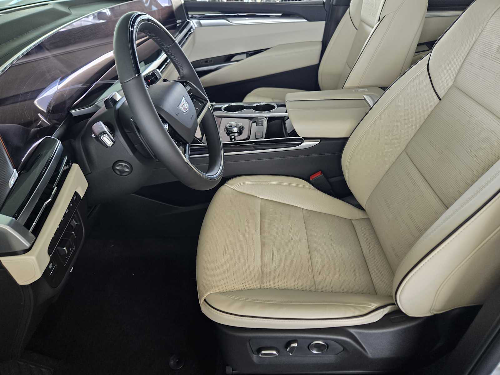2026 Cadillac Escalade Sport photo 8