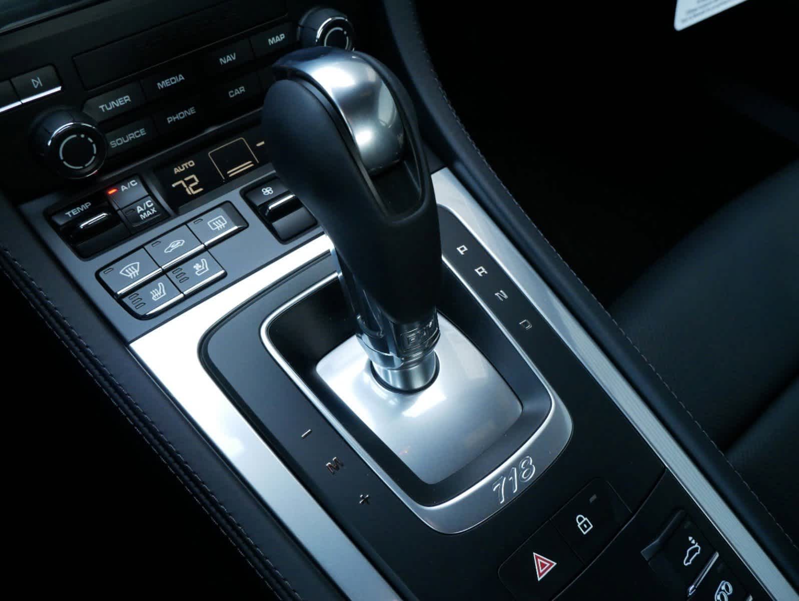 2025 Porsche Cayman S photo 19