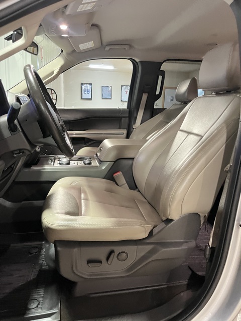2021 Ford Expedition XLT photo 8