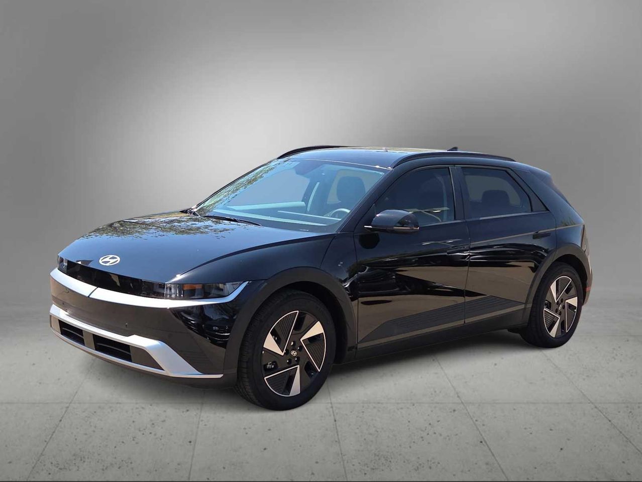 2025 Hyundai Ioniq 5 SEL photo 3