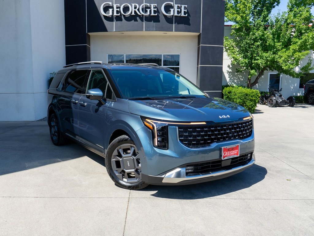 2026 Kia Carnival SX's photo