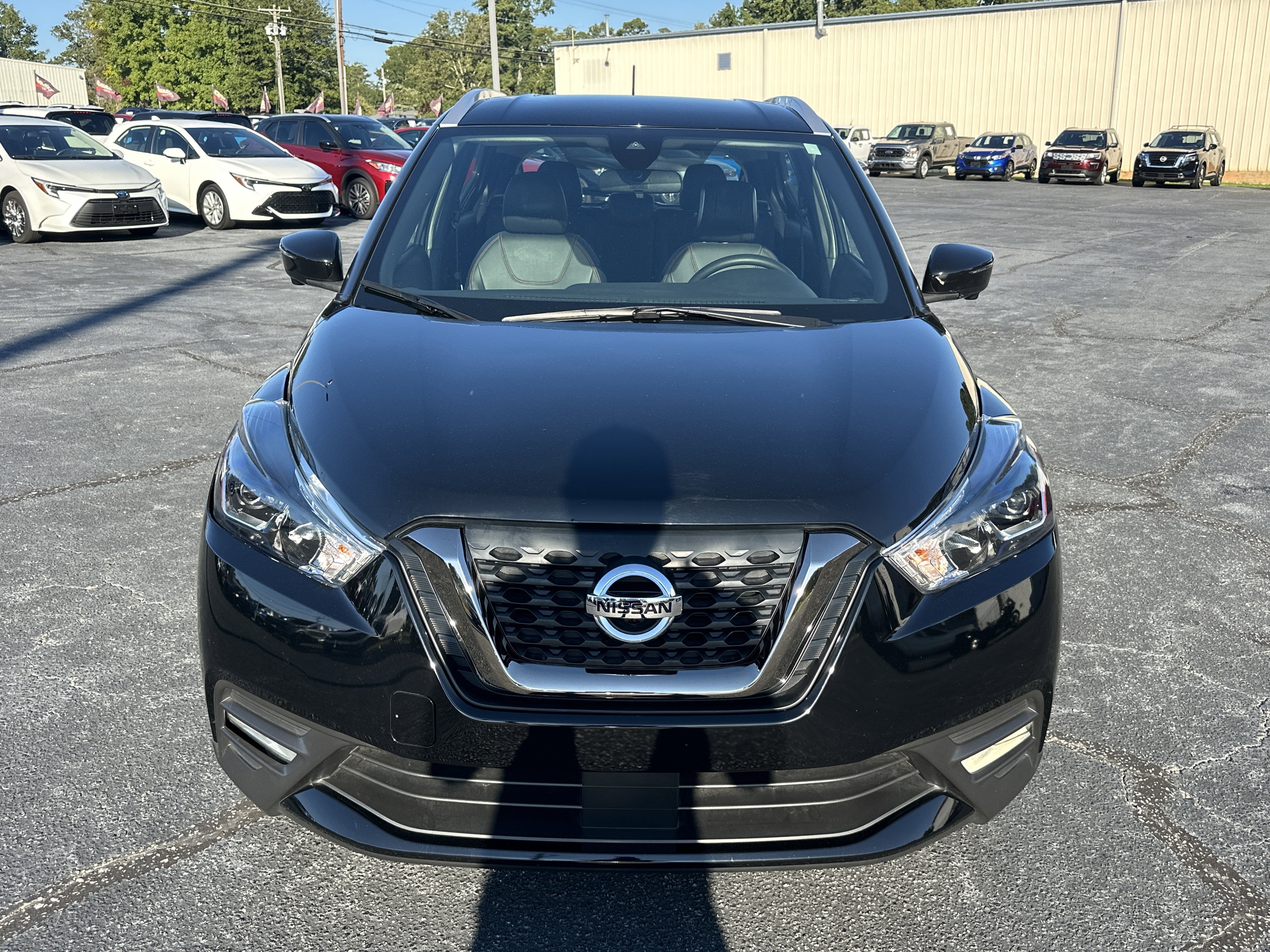 Used 2020 Nissan Kicks SR with VIN 3N1CP5DV5LL515842 for sale in Greenwood, SC