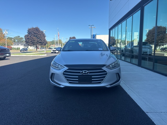2017 Hyundai Elantra Value Edition photo 2