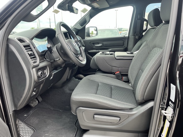 2025 Ram 1500 Tradesman photo 15