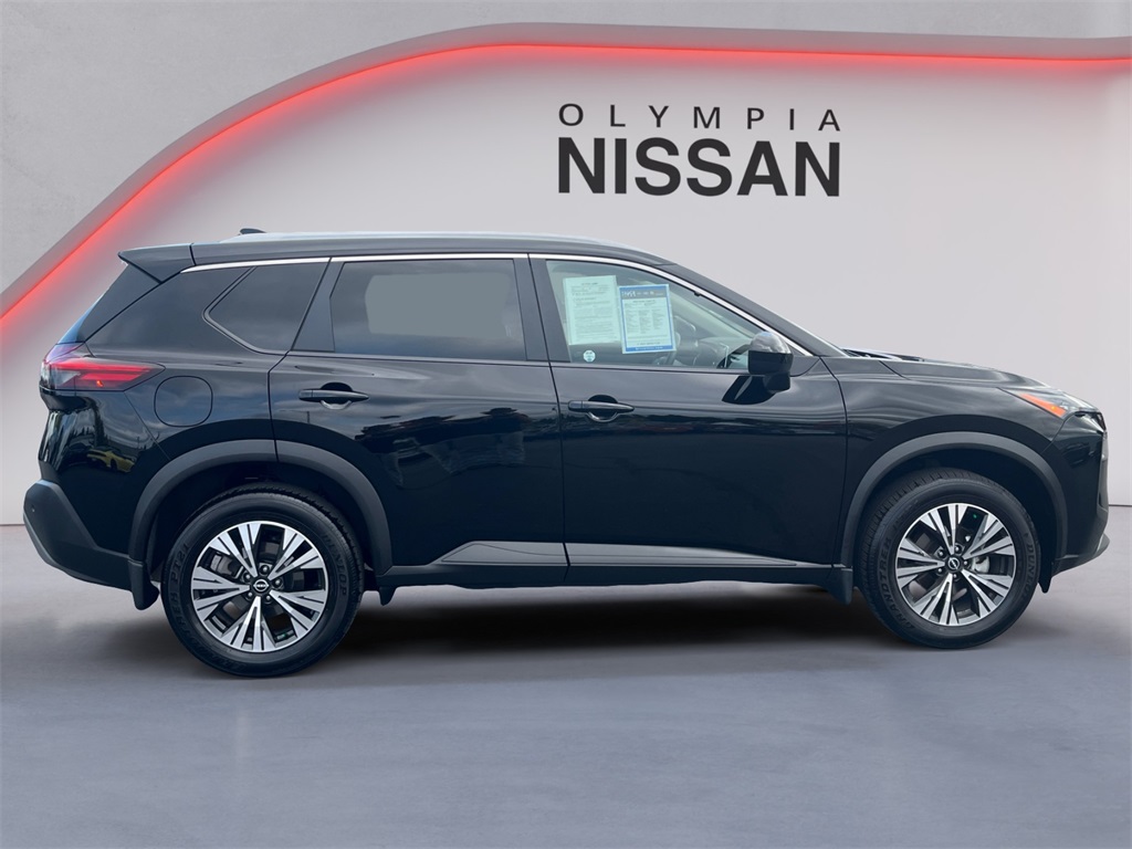 2023 Nissan Rogue SV photo 5