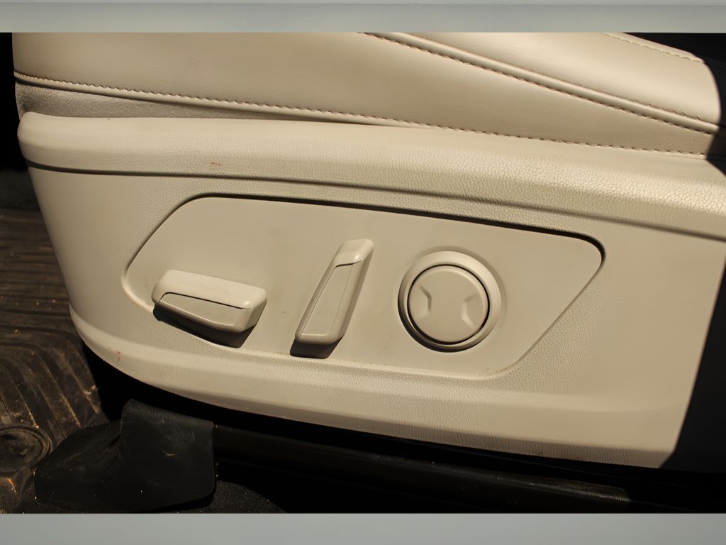 2023 Kia Sorento X-Line S photo 10