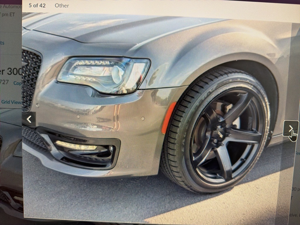2021 Chrysler 300 S photo 3