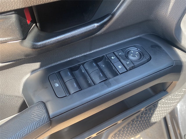 2025 Toyota Tacoma SR5 4x4 Double Cab photo 16