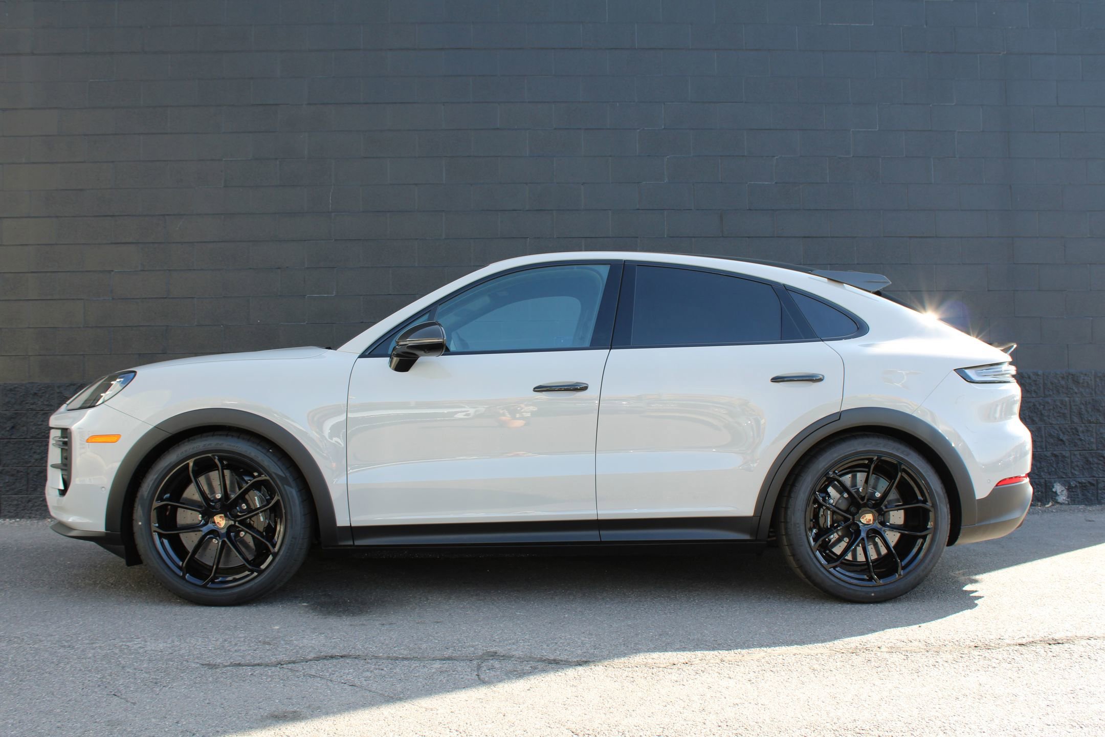 2026 Porsche Cayenne Turbo GT photo 2