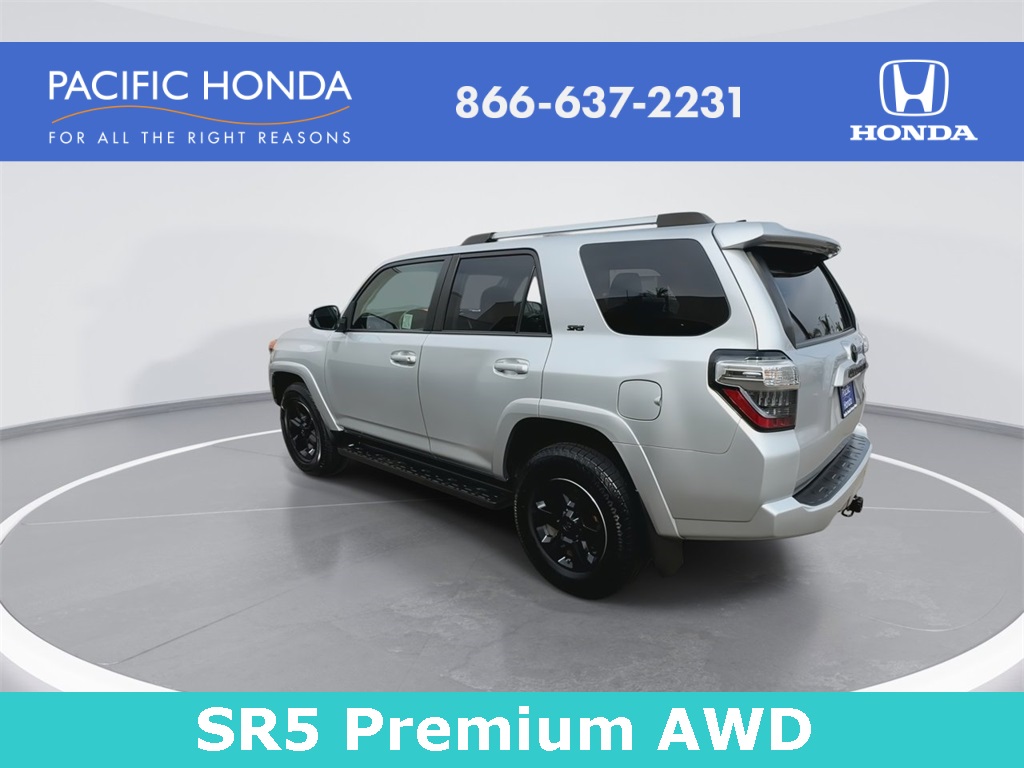 2020 Toyota 4Runner SR5 Premium photo 6