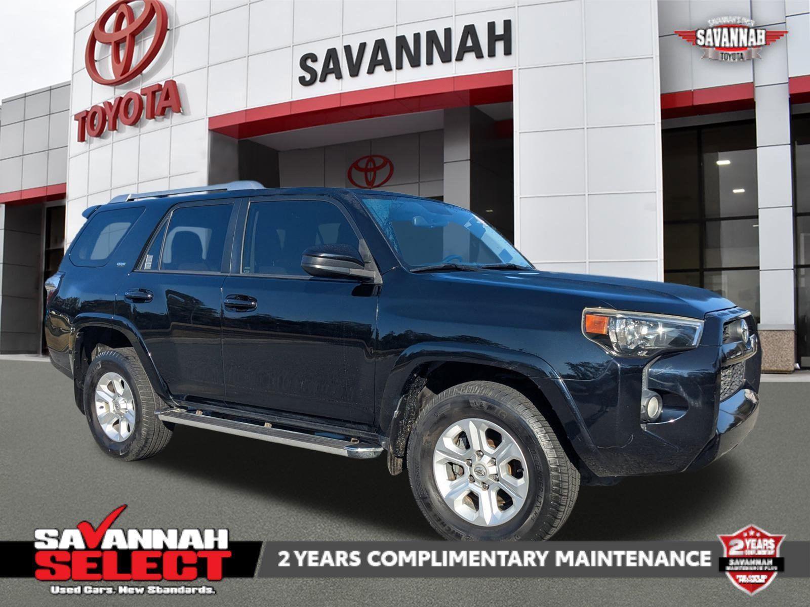 2015 Toyota 4Runner SR5's photo