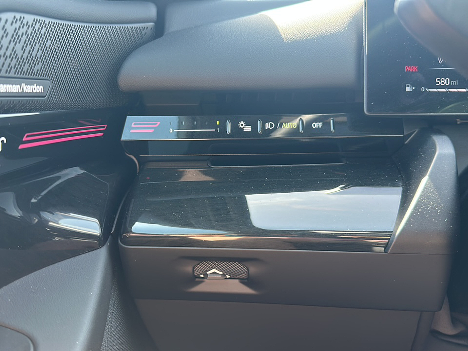 New 2025 Brooklyn Grey Metallic BMW i image 24