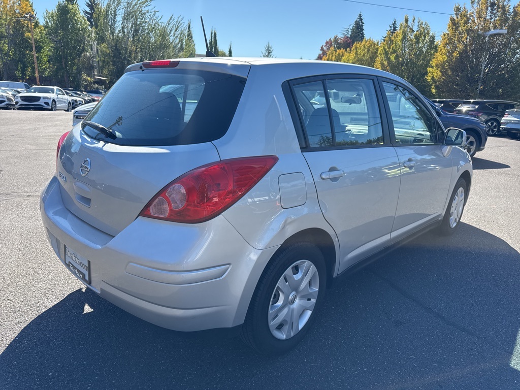2012 Nissan Versa 1.8 S photo 7