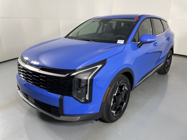 2026 Kia Sportage EX photo 4