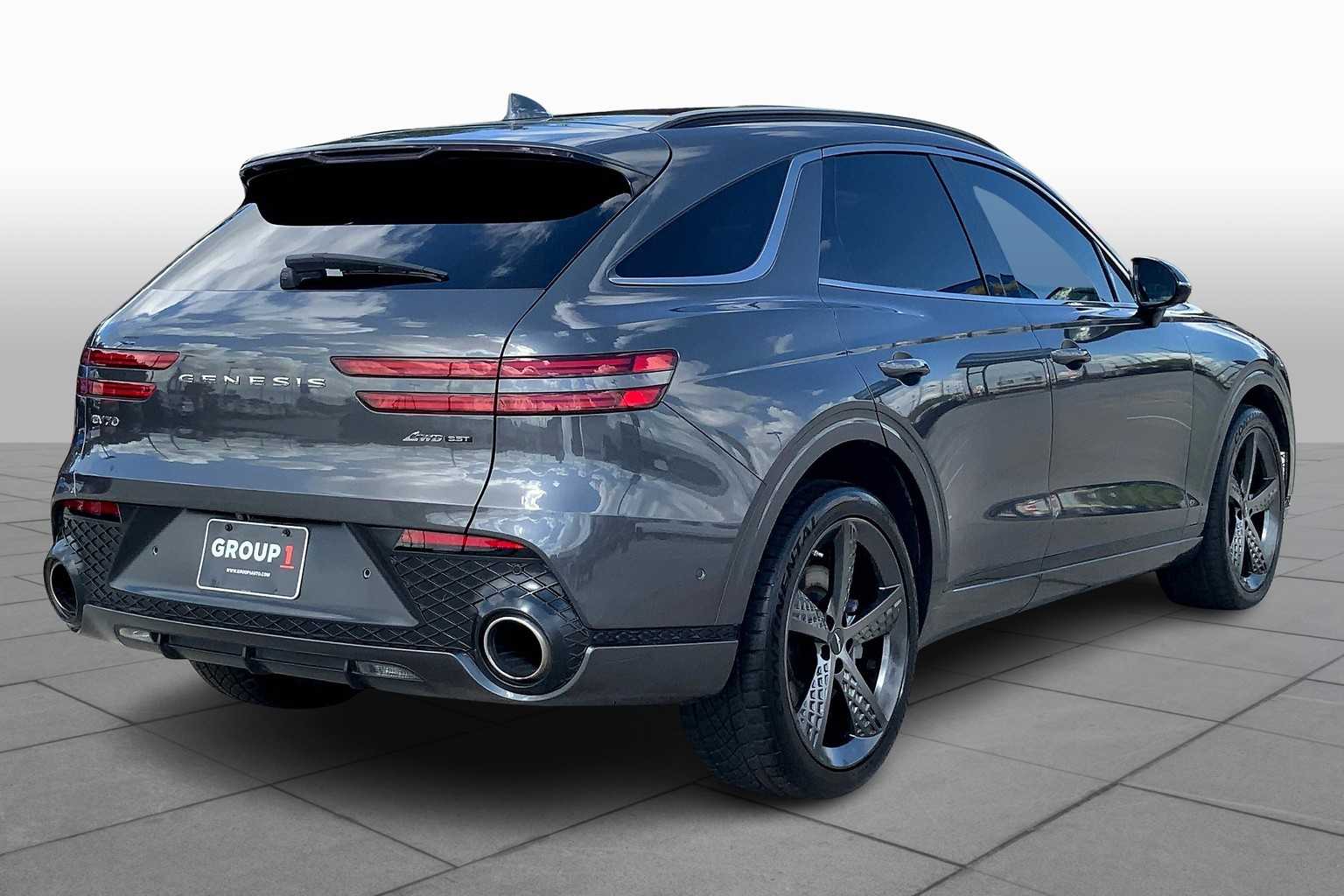 2022 Genesis GV70 3.5T Sport photo 11