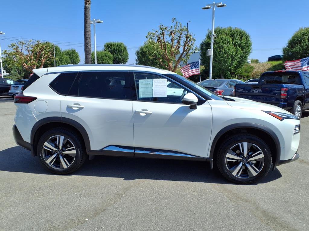 2022 Nissan Rogue Platinum photo 25