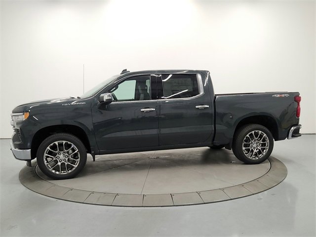 2026 Chevrolet Silverado 1500 LTZ photo 4