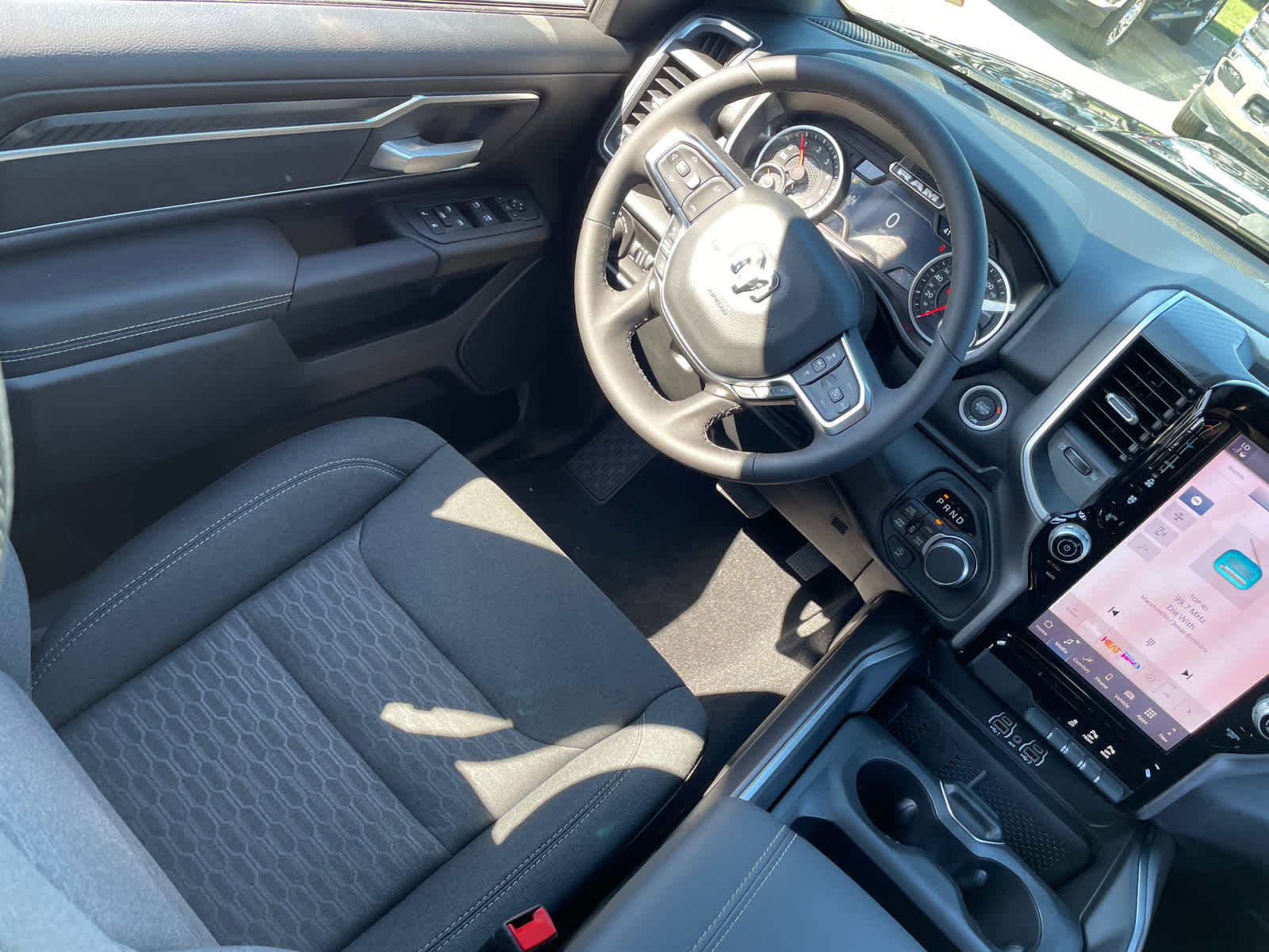 2025 Ram 1500 Big Horn photo 15