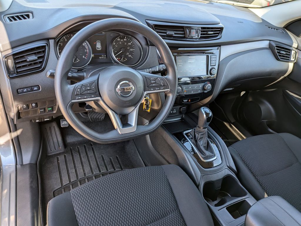 2022 Nissan Rogue Sport S photo 10