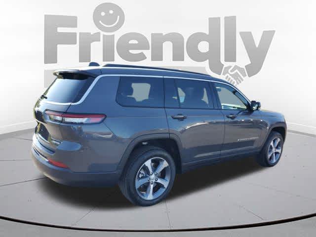2025 Jeep Grand Cherokee Limited photo 5
