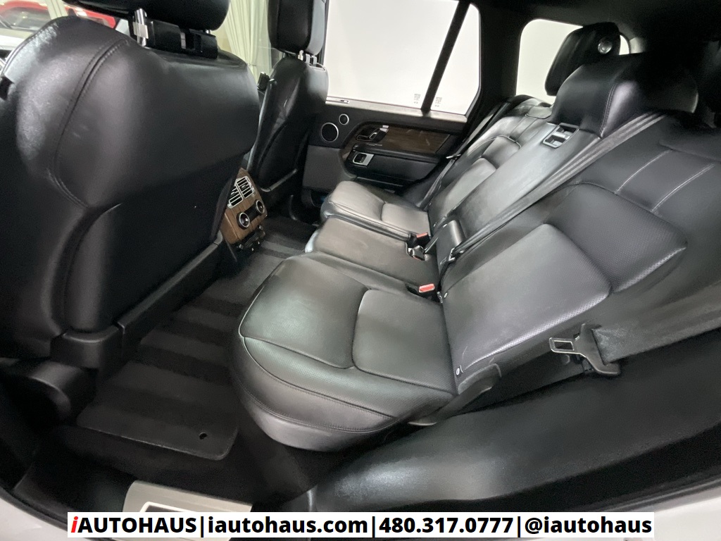 2018 Land Rover Range Rover SuperCharged HSE photo 12