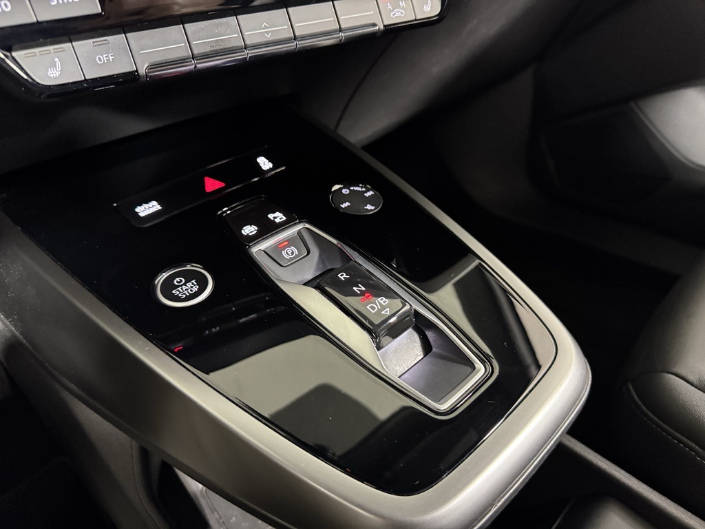 2023 Audi Q4 50 E-tron Premium photo 9
