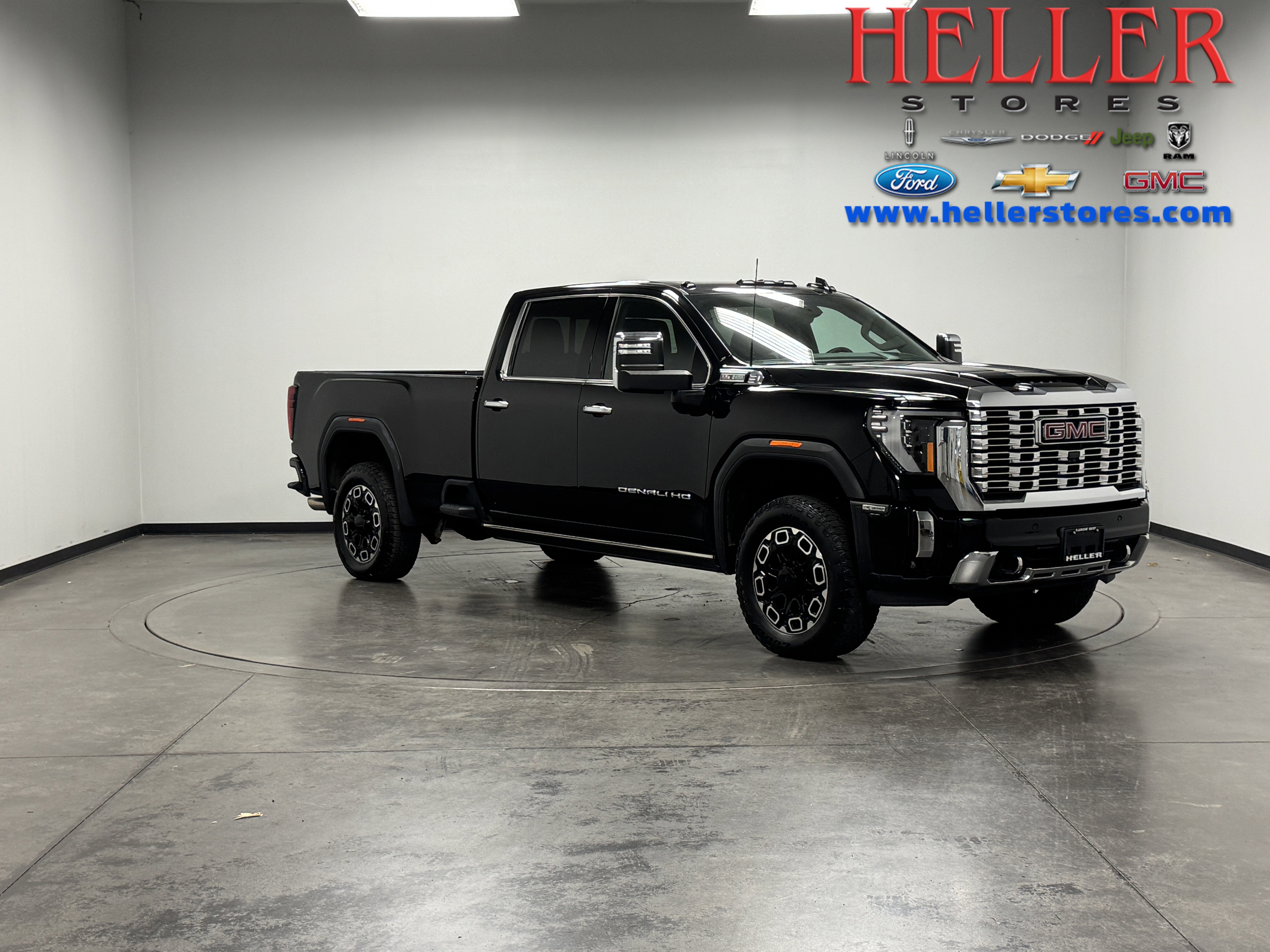 2024 GMC Sierra 3500HD Denali's photo